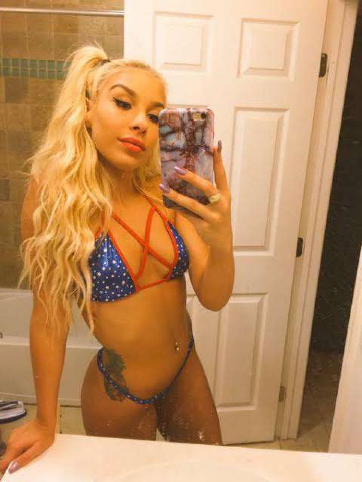 I take it raw and I love anal I take it raw and I love anal