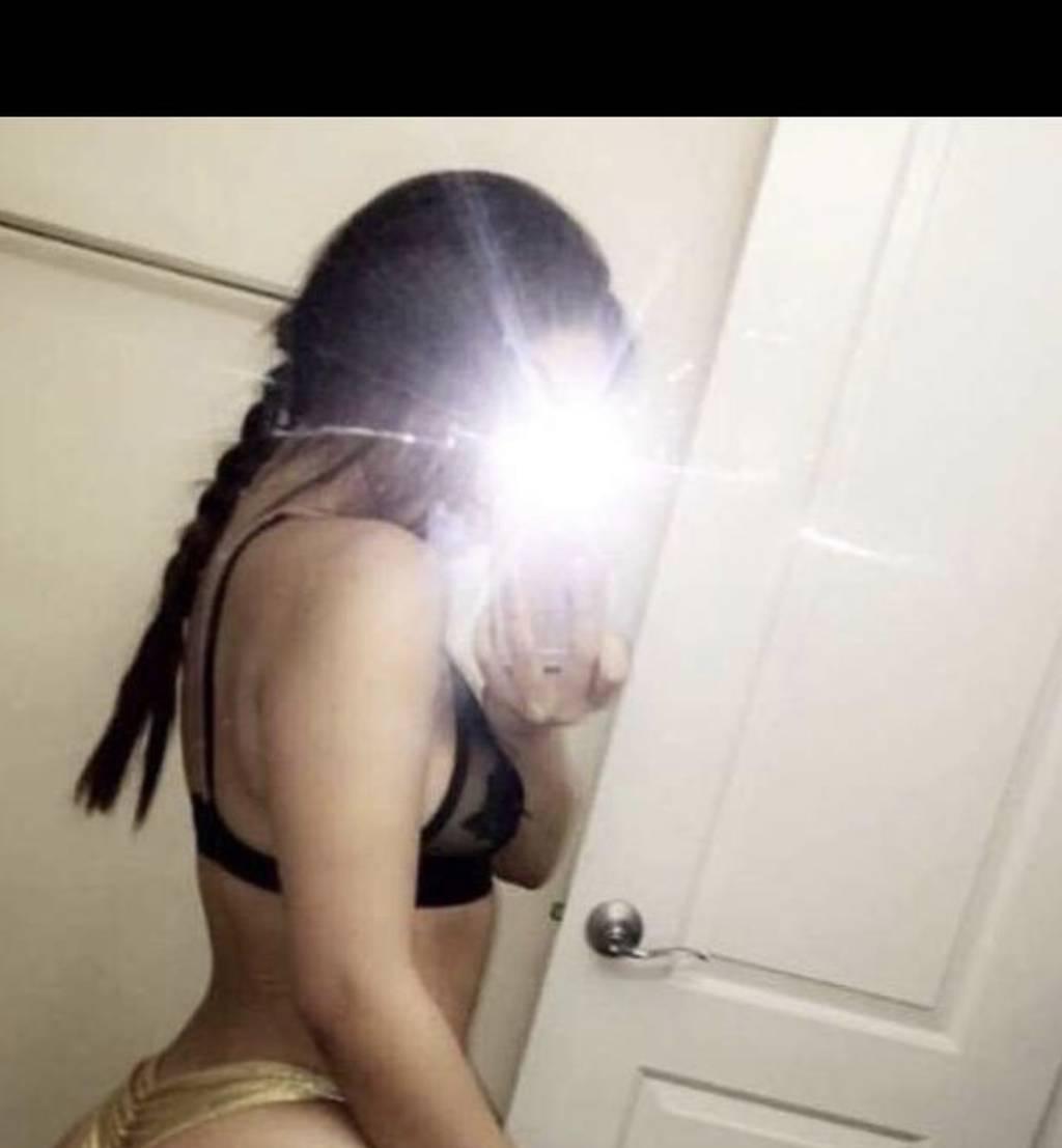 Sexy latina in town(Available in and out) allday allnight Sexy latina in town(Available in and out) allday allnight