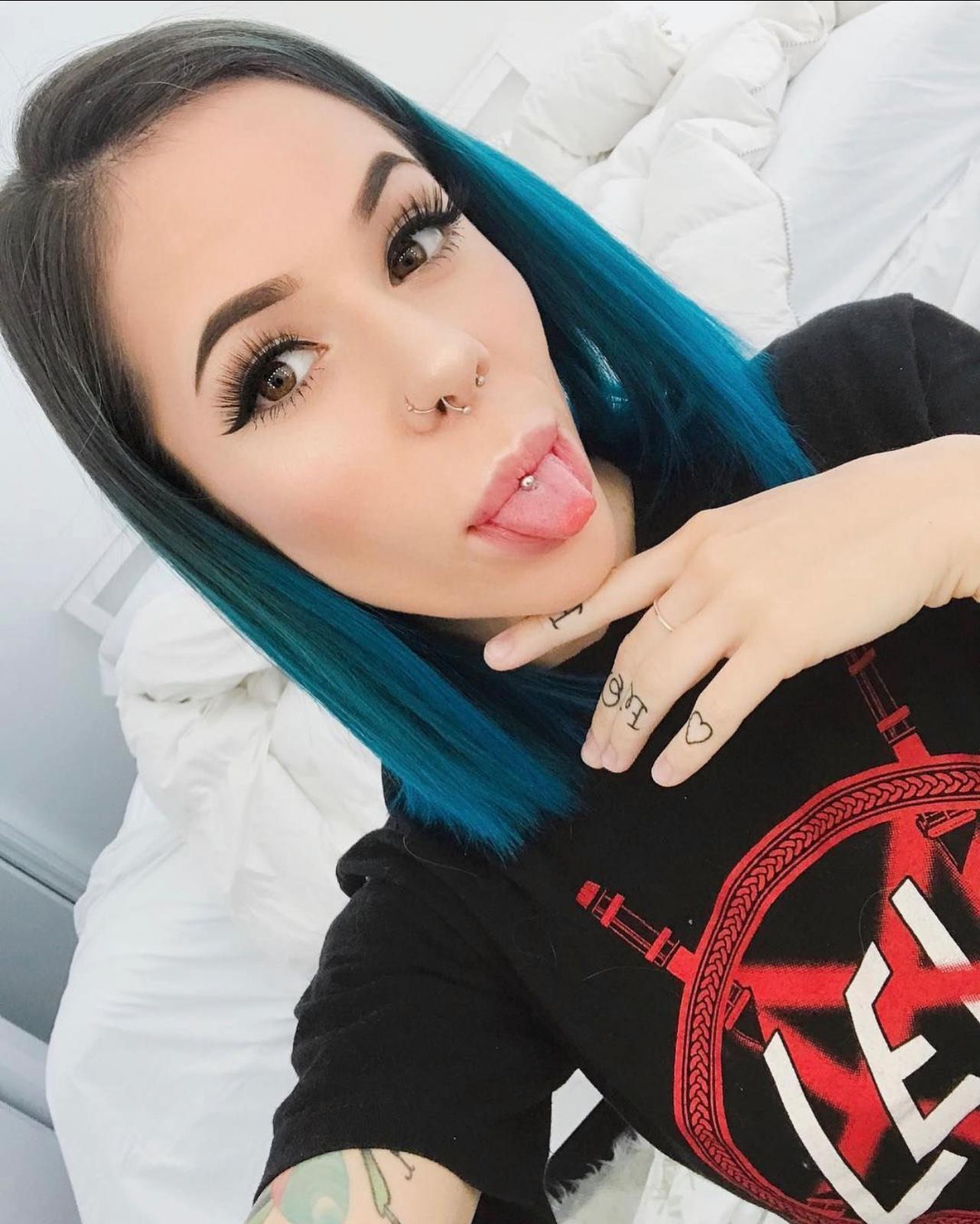 I am strictly here for hookup mature mind only I am strictly here for hookup mature mind only