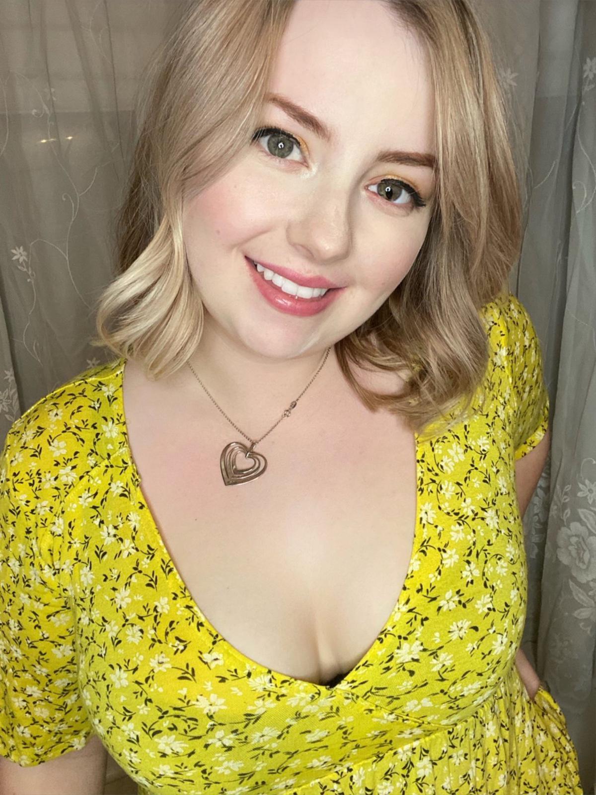 Hit me up for no restrictions kind of fun sexy wet safe and fun Hit me up for no restrictions kind of fun sexy wet safe and fun