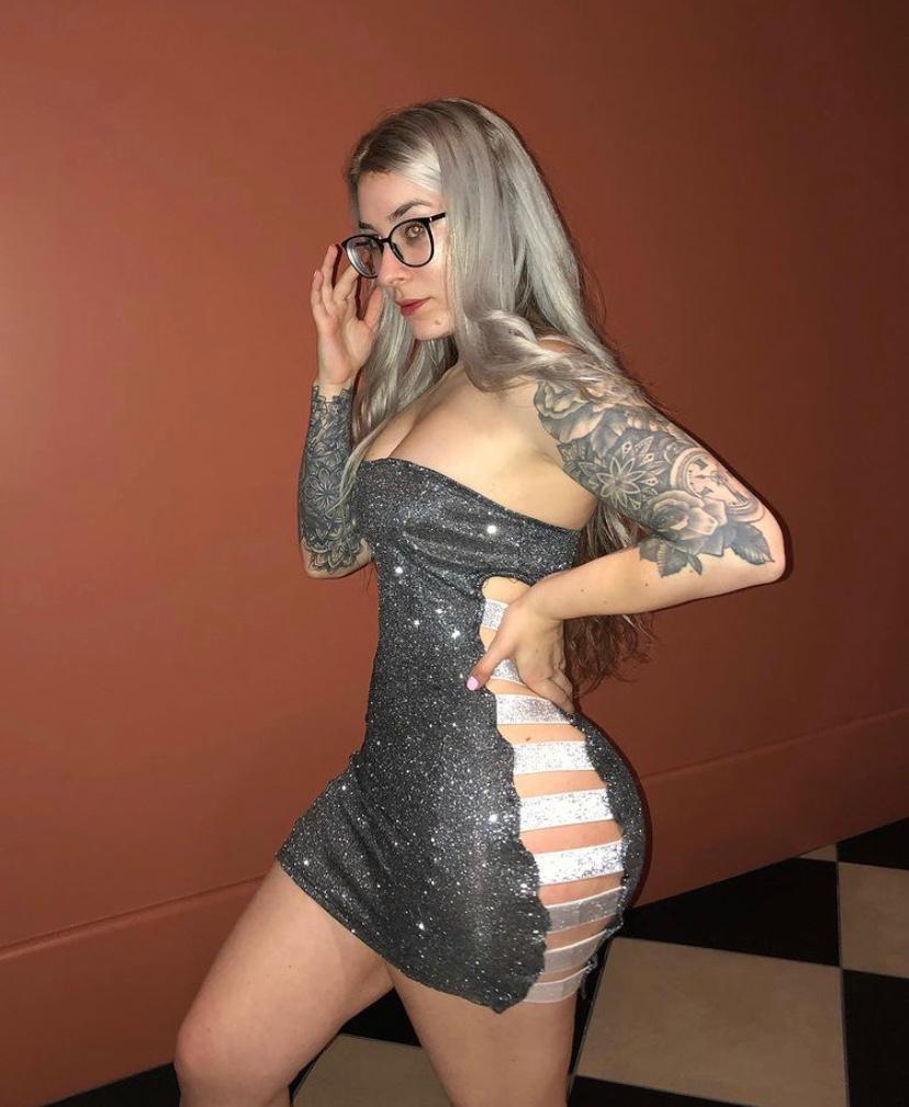 Iβm available for real hookups πππ¦ Iβm available for real hookups πππ¦