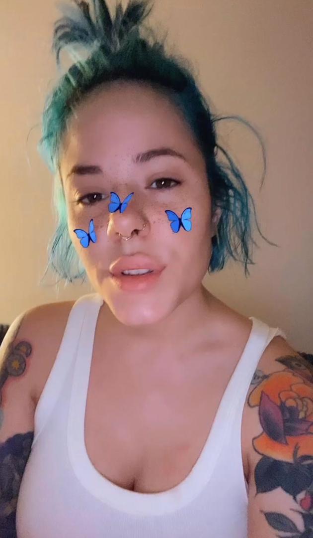 I’m available to hook up 🥰❤️ I’m available to hook up 🥰❤️