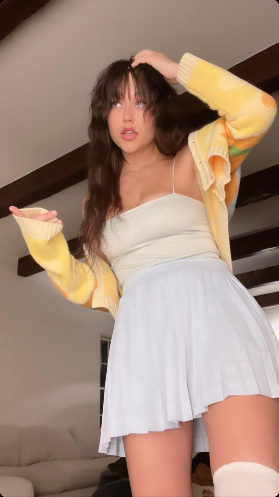 AM DOWN FOR ALL KIND OF SEX AND I NEED A BIG DICK INSIDE MY WET P**SYπ¦ ππ AM DOWN FOR ALL KIND OF SEX AND I NEED A BIG DICK INSIDE MY WET P**SYπ¦ ππ