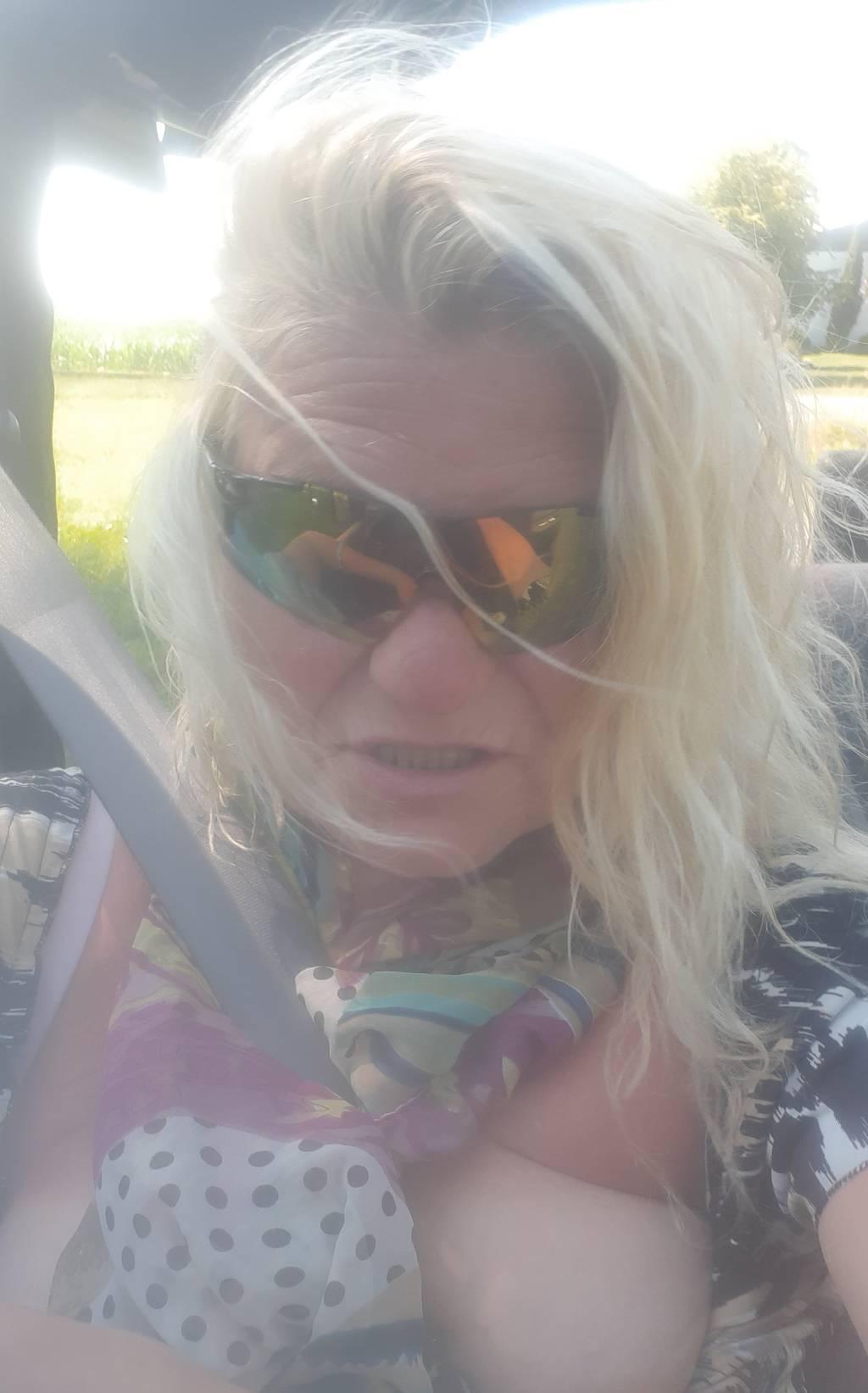 Come on over to Visit Great Time Lots of Fun Mature Gal !!! Come on over to Visit Great Time Lots of Fun Mature Gal !!!