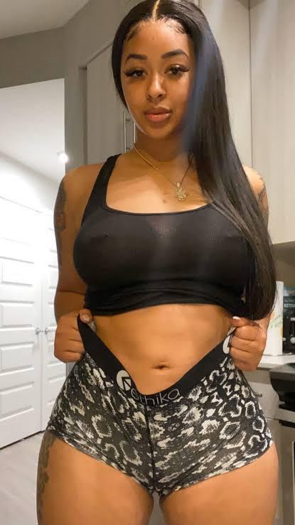 Let me fuck and treat you good daddy💦👅 Let me fuck and treat you good daddy💦👅