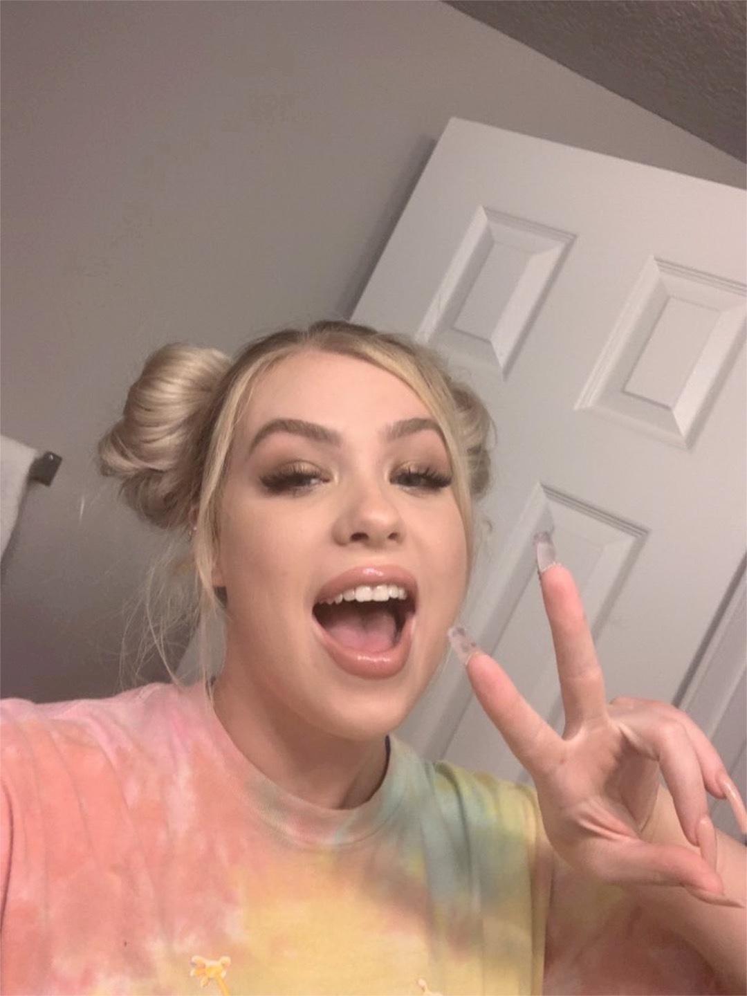 Becky crocker damion dayski