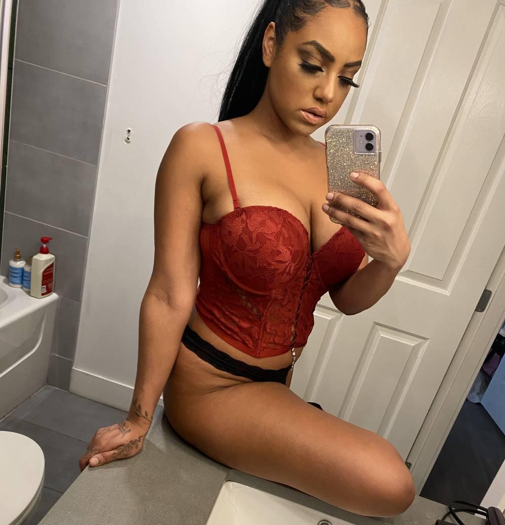 Brazilian/Spanish Baddie Brazilian/Spanish Baddie