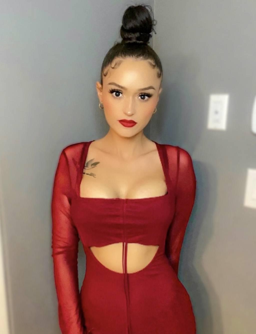 Tiffany Marie - Your Dream Escape.. Tiffany Marie - Your Dream Escape..