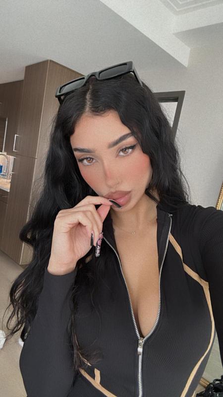 Hello Kings!! Make Your Dreams Come True with me Keylee lily
