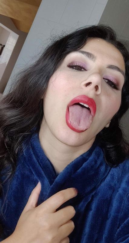 Let’s go naughty 👅❤️🍆Wet pussy available for hookup 👅