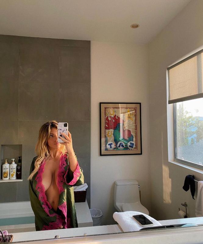 Available 24hrs. Incall and Outcall💧🍆