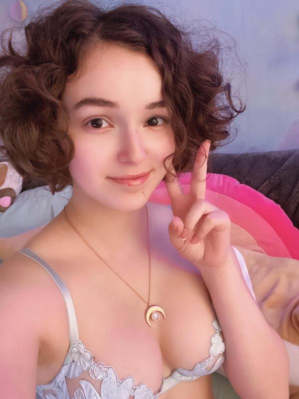 I am available right now Young ❤️Hott😋$exy 😘Classy text now(605)702-2531