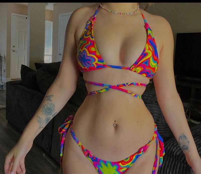 Naughty Leslie here to pleasure