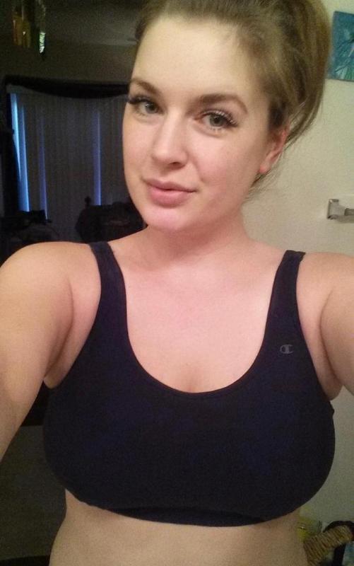 🍑🍆Hello I’m in town looking to have an amazing Experience 💧💦🥰