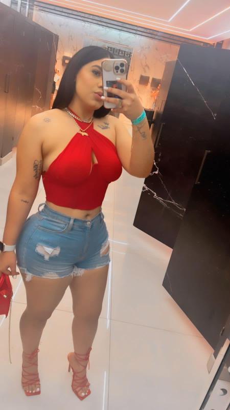 sexy girl available every day Come and live an unforgettable ONLY CASH 💰