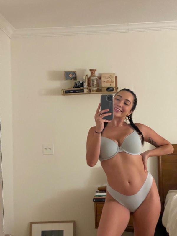 💦 Sexy babe 🥰 🍑🍆 HMU Snapchat : Sandrajohhna1 or (216) 302-8518