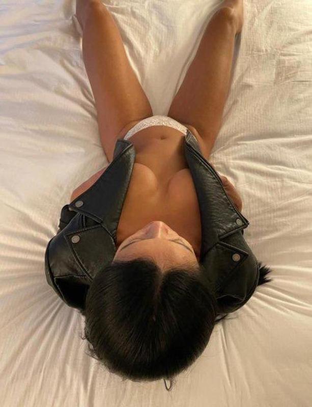 ,,,,,,,_ DELICIOUS __ break __ with __ Beautiful __ Amy
