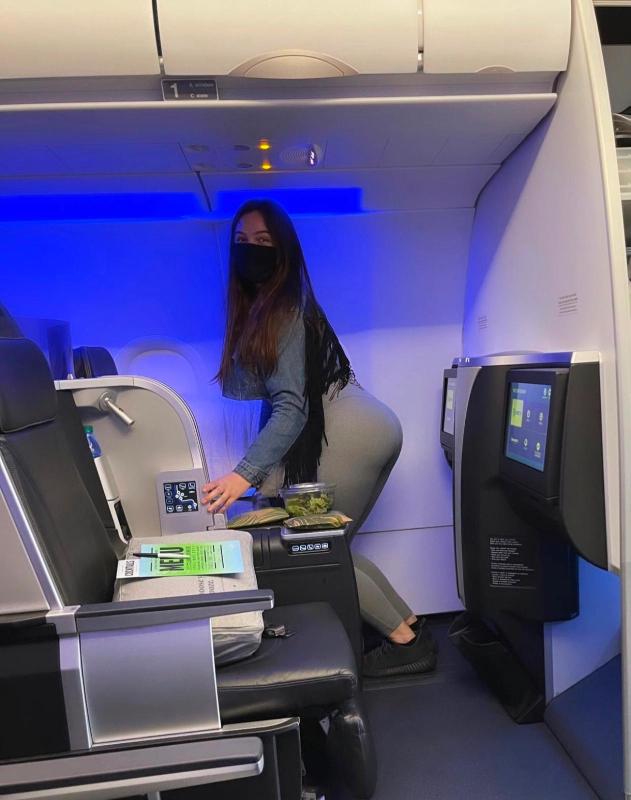 I’m an escort,always down for fun,I got my rates for fun;Snap:-sophia_mora6649