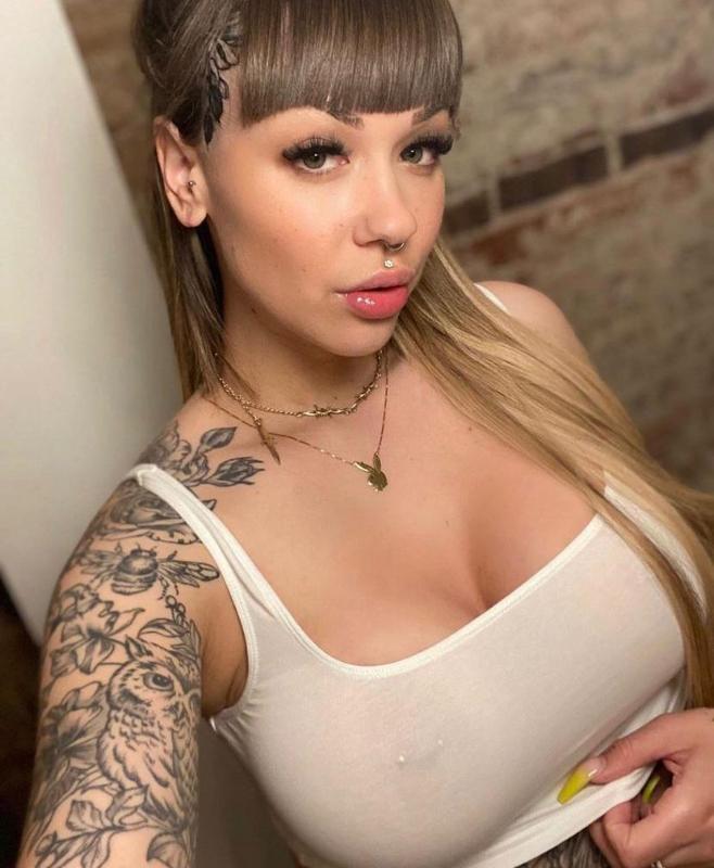 HOOK UP SEX🍑💦💦💦💦🍆🍆🍆🍆