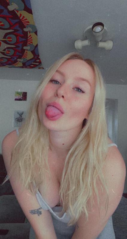 Always available for sex both Incall and outcall service