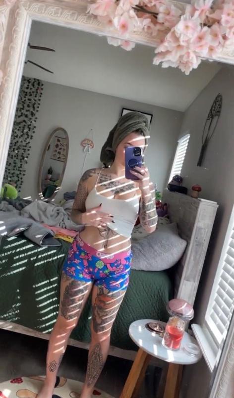 I OFFER ESCORT SERVICE, NURU MASSAGE AND CAR MEET 💦