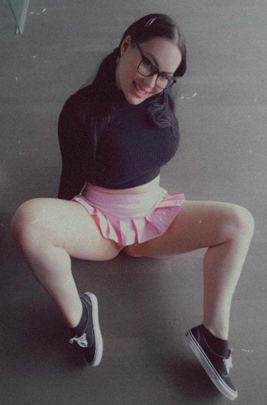 Escort best services call (256) 346-5250 or addsnap: anabellejacks22