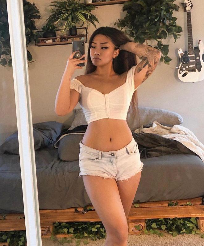 HOT SEXY GIRL READY FOR YOU NOW