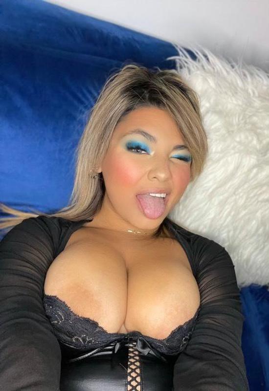 I can be yr discreet sexy pretty slut👅 am classy tho,let make a romantic movie