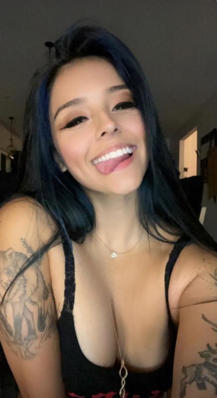 I’m available and down to hook up