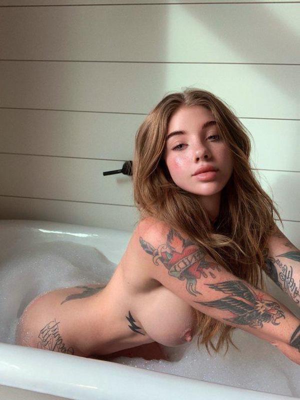 I’m available for both INCALL and OUTCALL, come 🍆 **** me hard🍓💦