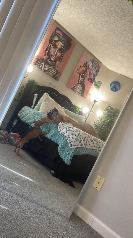 im available for  sex satisfaction Hmu snapchat: linda7smith7 on  phone: