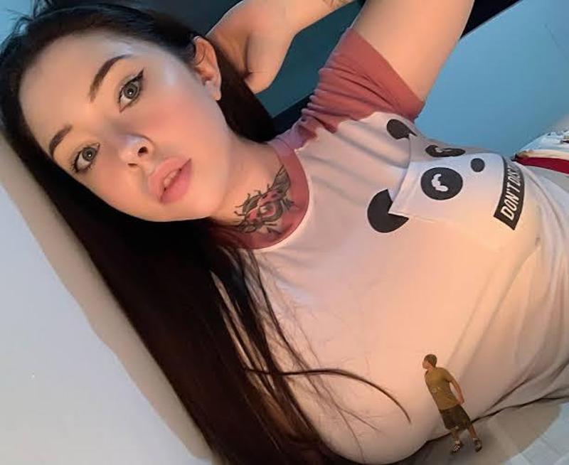 Are you stressed and need Some hot reliever? I’m a horny mature girl, I love squ