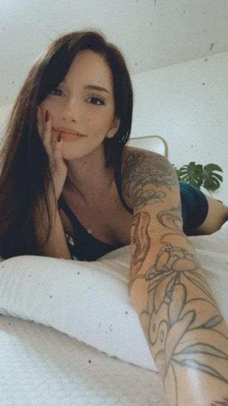 Ready Now👅Naughty Fun my Snapchat:adriasmith22 📲 2132932952