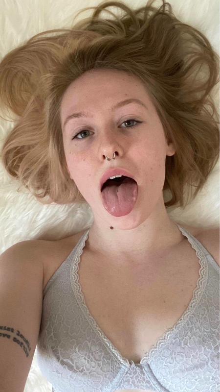 HMU for fun & naughty stuffs HMU +1(408) 708-0239📱 or snap C_flip21