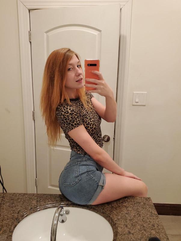 Sexy redhead💯🍑🥰👅💯
