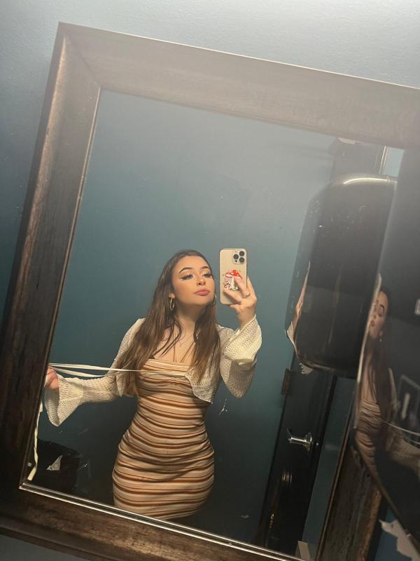 I’M AVAILABLE R NOW