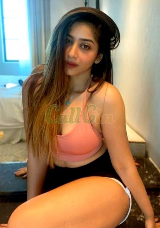 Call Girls In Connaught Place | 9667720917 | Escorts Service In Delhi Ncr,24Hrs