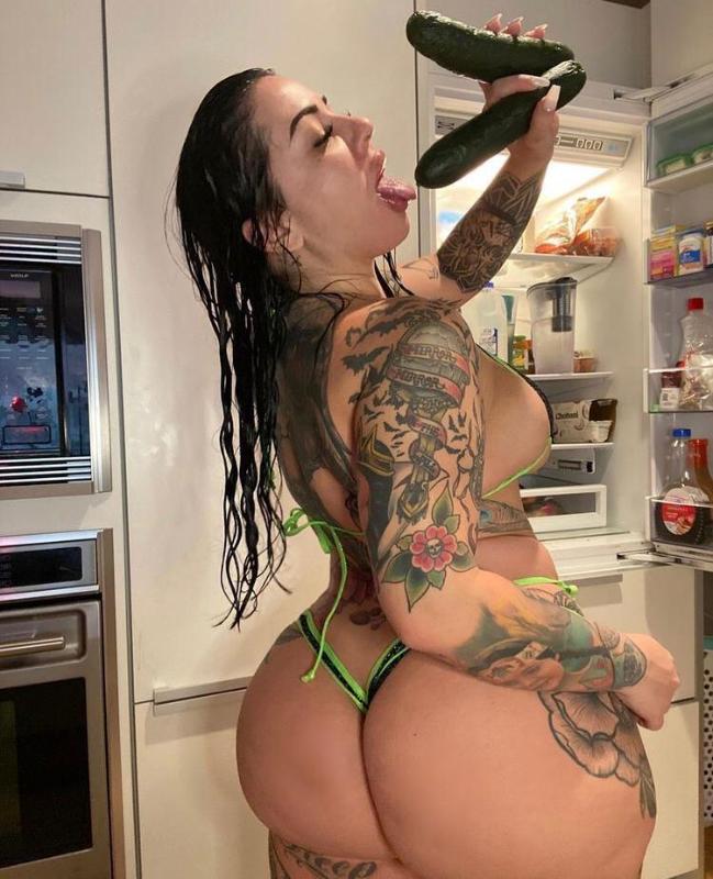 Available for hookups both incall and out call 🍆🍑💦