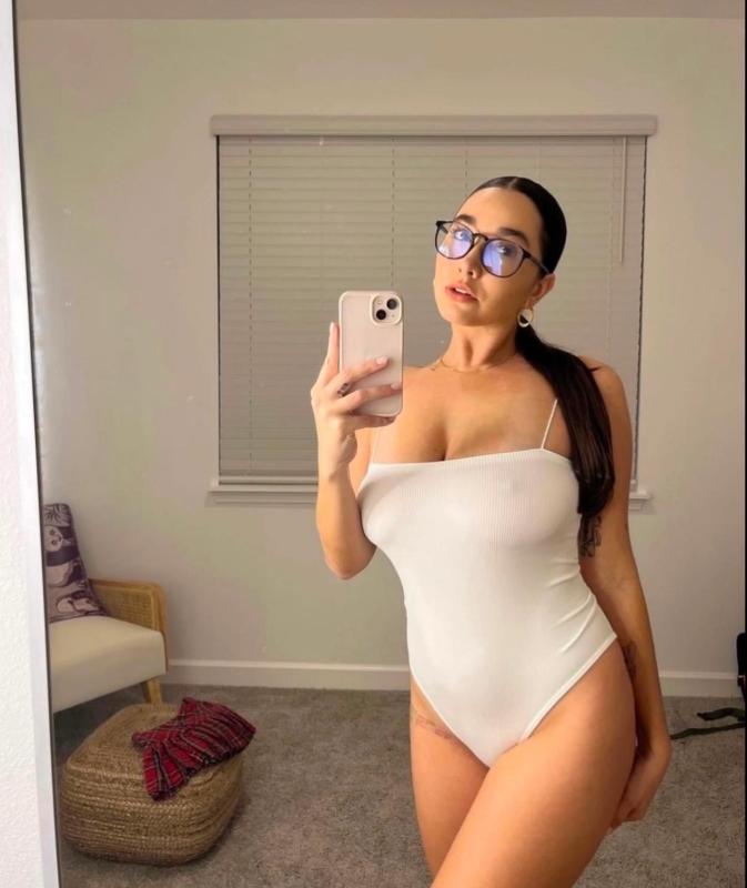 Milky 🥛 hookups and my nudes 🥛❤️🥰😘🧼🍑💋🍇🍆