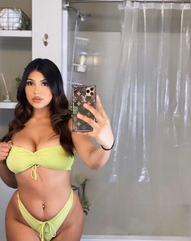 Down to FUCK🍆🍑Text me right now +1(682)382-1030