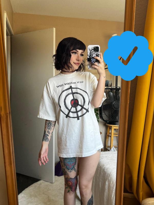 She/ They. Gemini %Cap#Sag☝️🏻💋BPD/ENM/ NB/🔞 +CONTENT CREATOR 🔞