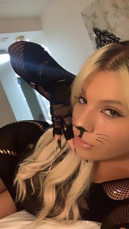 New Hooker Available Now ,Snapchat: @ Kimberly_bro775