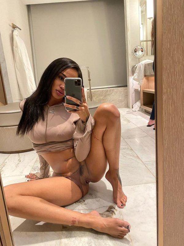 I’m down for hookup