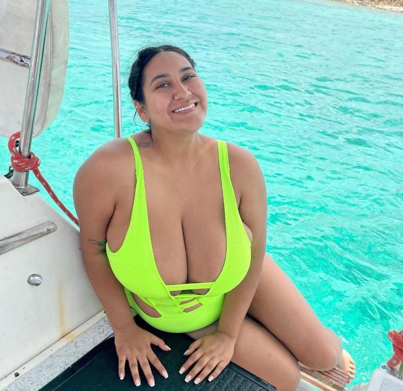 Snapchat:Mariah_s5327