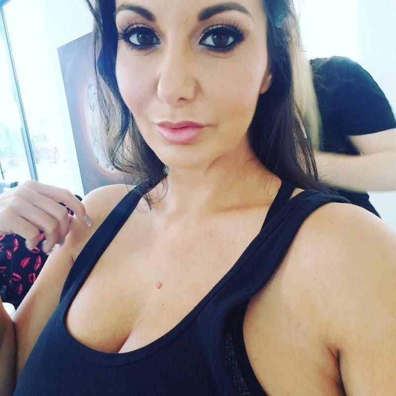 HMU if you’re down to fuck ... Ask for my rates💯Legit