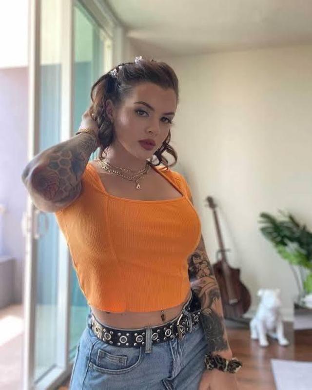 I’m available for hook up and all kind of fetish