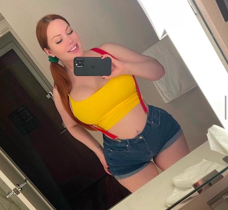 Call or text me anytime for fun 🍑🍆 (618) 738-0514 I’m Nichole
