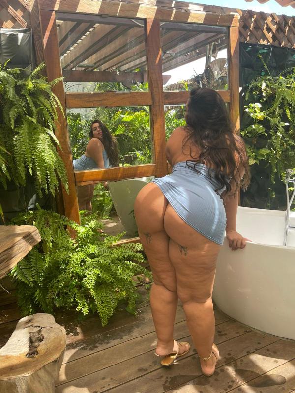 FUN MASSEUSE/ NASTY