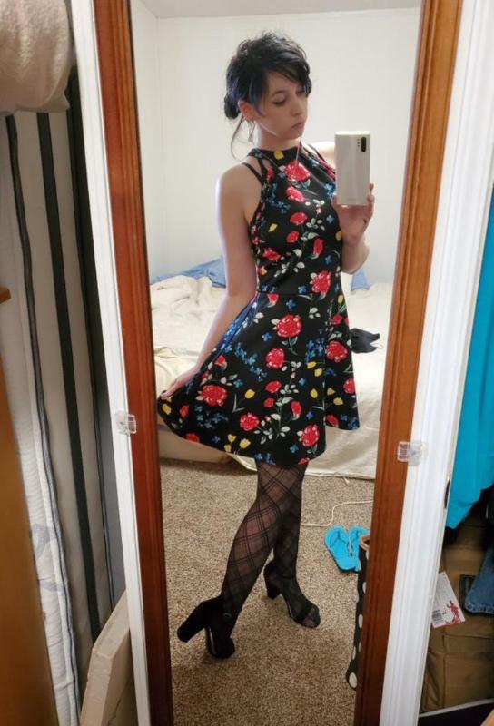 I am available right now YoungHott$exy Classy and Wet text me (605) 496-9979