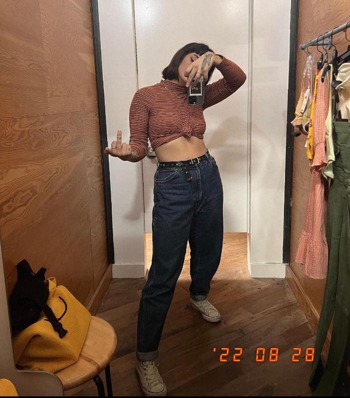 I’m available for hook up and all kind of fetish